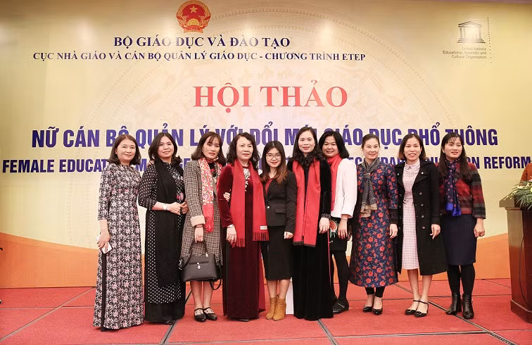 White Ant tích cực đồng hành cùng ngành giáo dục: Vì sự phát triển toàn diện của nữ cán bộ giáo viên