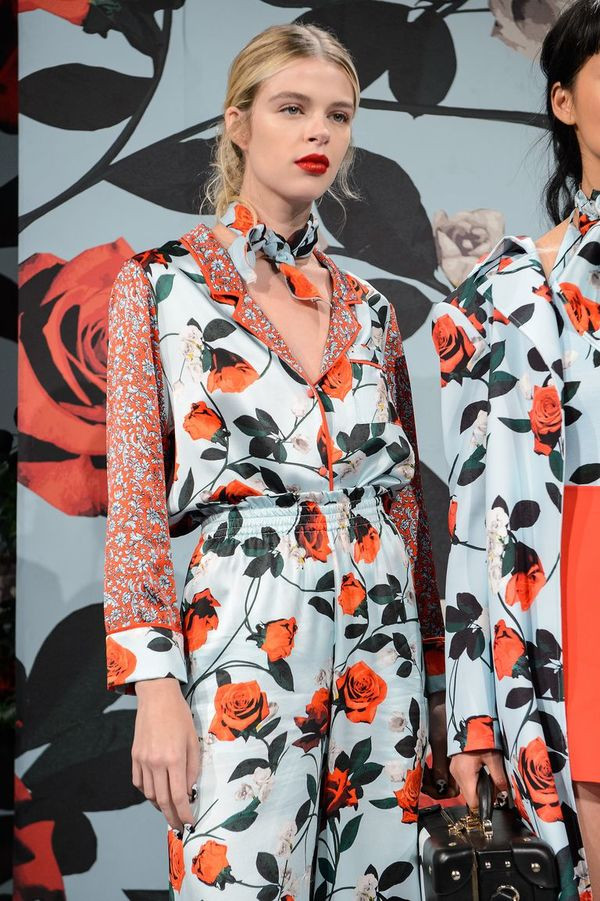 Kpop năm 2019 đã bị 10 phong cách thời trang những năm 70 tấn công ‘hung hãn’ ảnh 36 10 phong cách thời trang những năm 70 đang ‘hung hãn’ tấn công Kpop năm 2019 ảnh 35