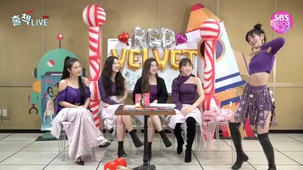 Kpop năm 2019 đã bị 10 phong cách thời trang những năm 70 tấn công ‘hung hãn’ ảnh 19 10 phong cách thời trang những năm 70 đang ‘hung hãn’ tấn công Kpop năm 2019 ảnh 18