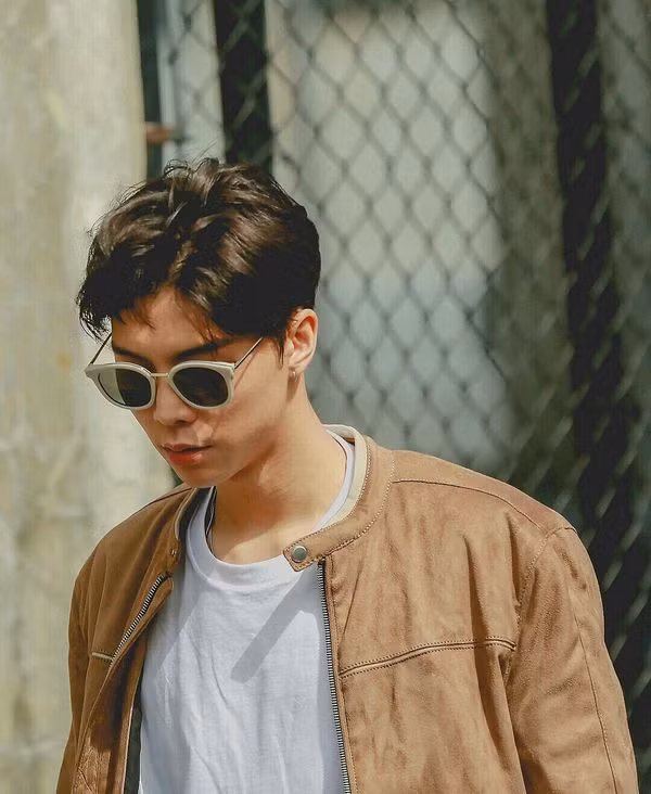 10 phong cách thời trang những năm 70 đang ‘hung hãn’ tấn công Kpop năm 2019 ảnh 41