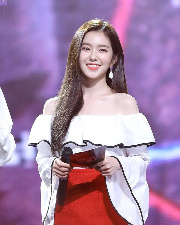 Kpop năm 2019 đã bị 10 phong cách thời trang những năm 70 tấn công ‘hung hãn’ ảnh 6 10 phong cách thời trang những năm 70 đang ‘hung hãn’ tấn công Kpop năm 2019 ảnh 5