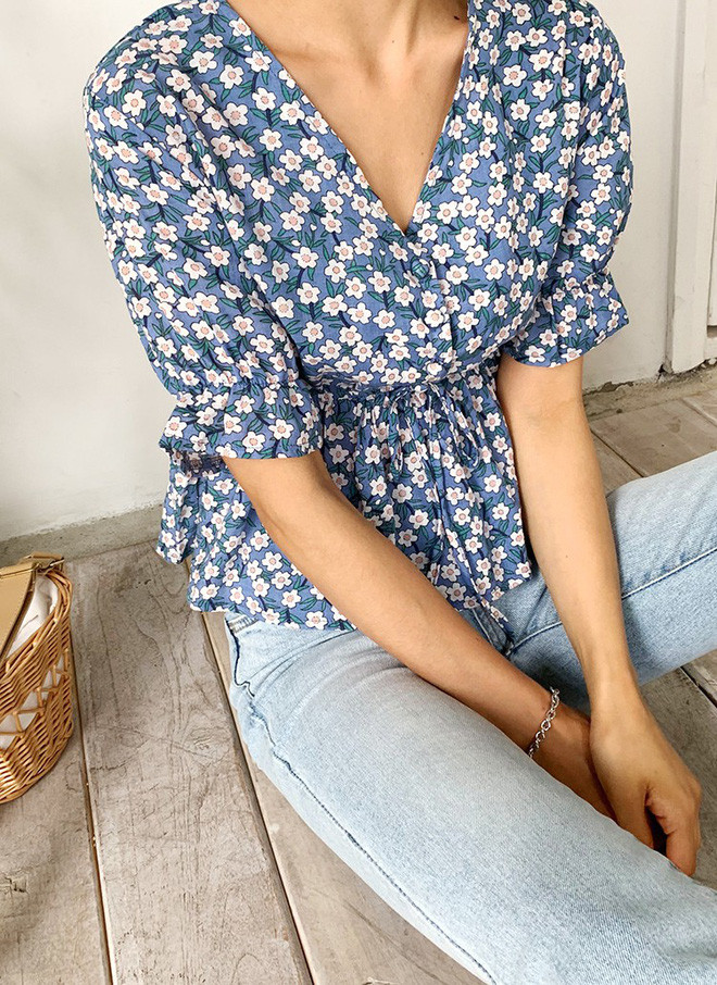 3 kiểu Blouse hack dáng cho những cô nàng béo bỗng trở nên thanh mảnh ảnh 8 Empty