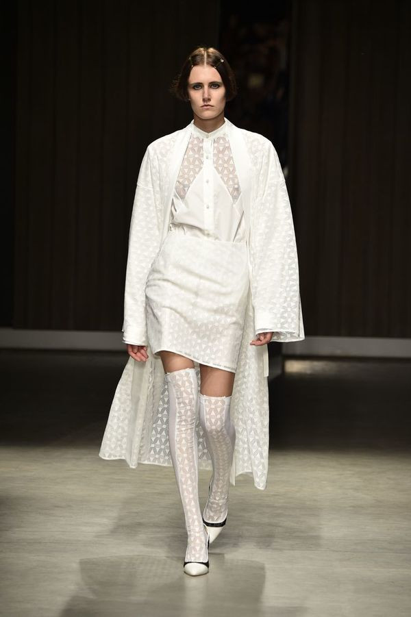 Kpop năm 2019 đã bị 10 phong cách thời trang những năm 70 tấn công ‘hung hãn’ ảnh 31 10 phong cách thời trang những năm 70 đang ‘hung hãn’ tấn công Kpop năm 2019 ảnh 30