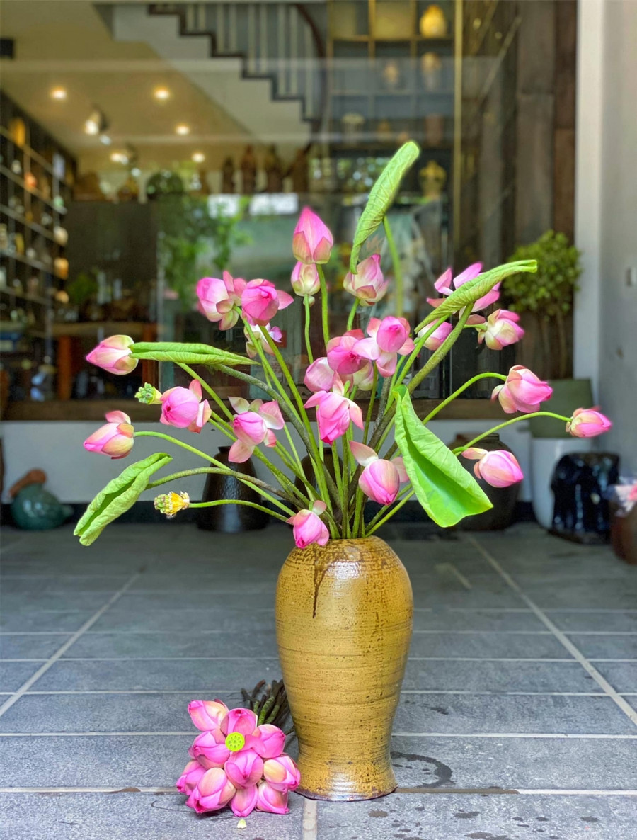 Hoặc bình hợp màu nhuỵ.