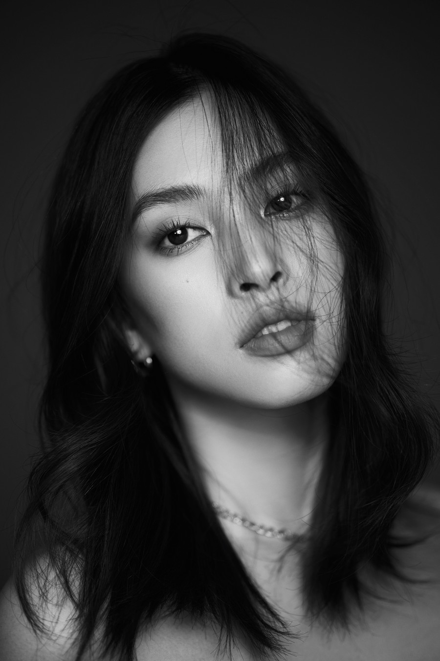 Với nhân vật này, Tiểu Vy cũng đã đưa khán giả đi từ bất ngờ này đến bất ngờ khác với các tình tiết ly kỳ, hấp dẫn.