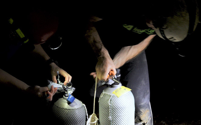 Hình ảnh hiếm có về sông ngầm dưới động lớn nhất thế giới Sơn Đoòng - ảnh 7