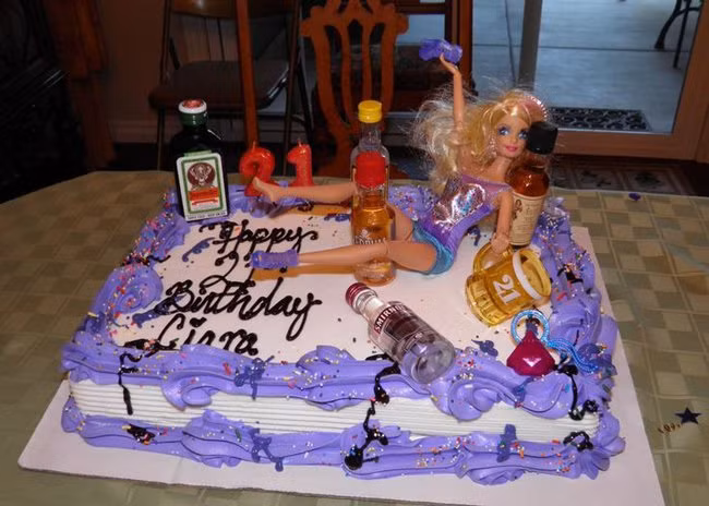 nhung chiec banh chi co the la ban than tang hinh anh 8