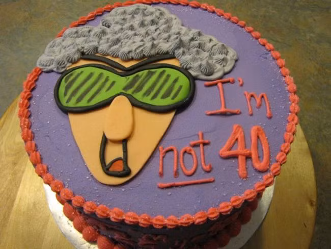 Những chiếc bánh chỉ có thể là bạn thân tặng