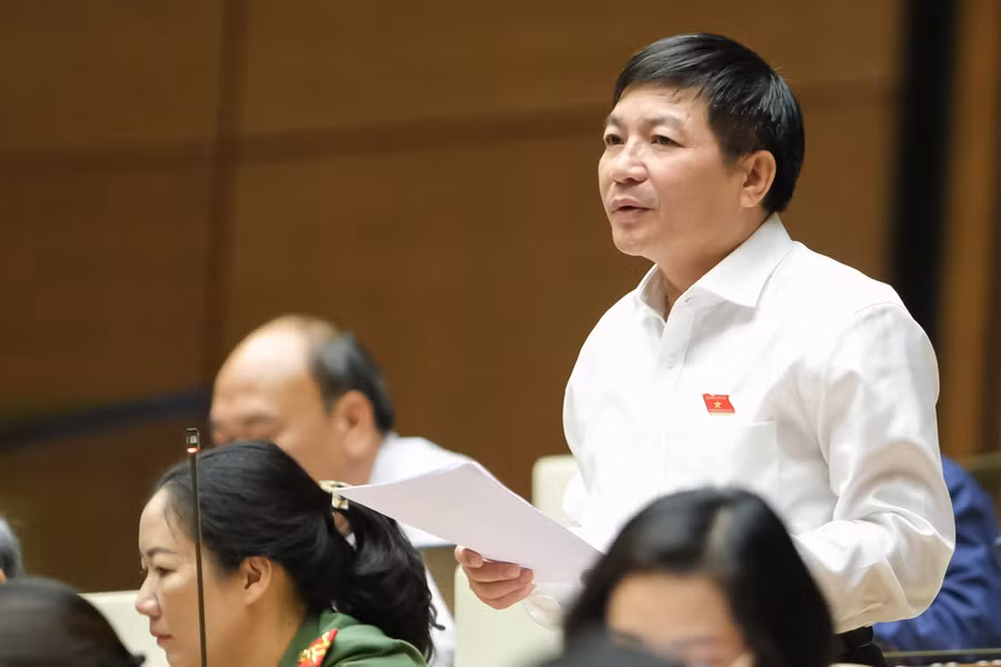 Đại biểu Phạm Đình Thanh – Đoàn ĐBQH tỉnh Kon Tum.