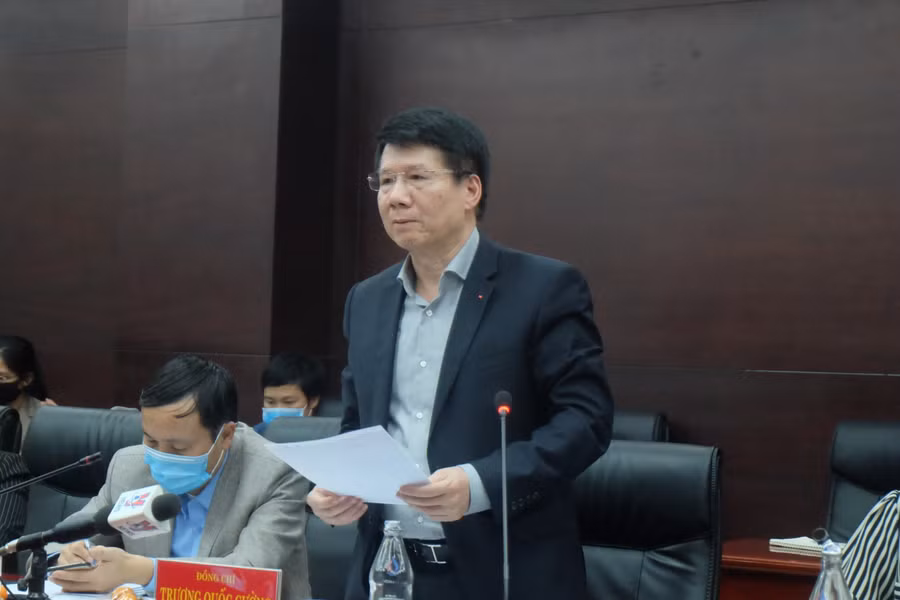 Ông Trương Quốc Cường phát biểu tại buổi làm việc với Ban chỉ đạo phòng chống dịch Covid-19 thành phố Đà Nẵng.