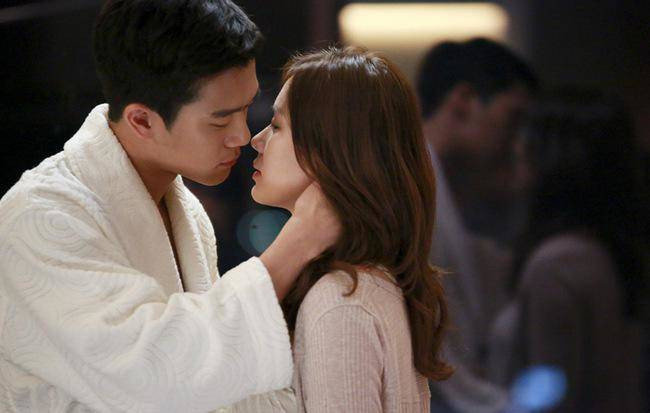 Bị phát hiện ngoại tình, tôi hoảng loạn trước thái độ thản nhiên của vợ 