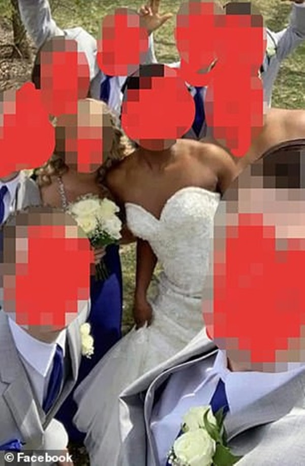 Mẹ chồng mặc váy trắng lấn át cả con dâu trong ngày cưới hình ảnh 4 me chong mac vay trang lan at ca con dau trong ngay cuoi hinh anh 4