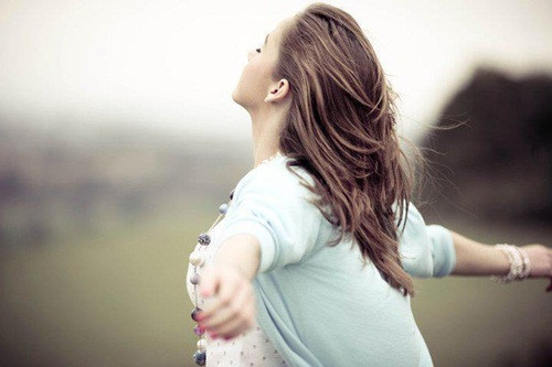 Muốn được yêu bạn phải trở thành người đáng yêu… ảnh 1 muon-duoc-ton-trong-ban-phai-ton-trong-chinh-minh-muon-duoc-yeu-ban-phai-tro-thanh-nguoi-dang-yeu-blogtamsuvn