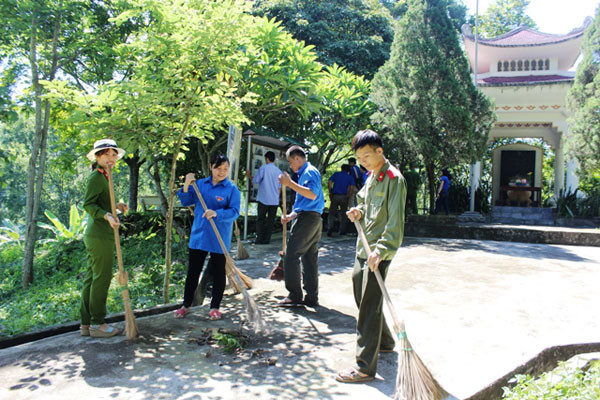 Những “lớp học” tại khu di tích lịch sử