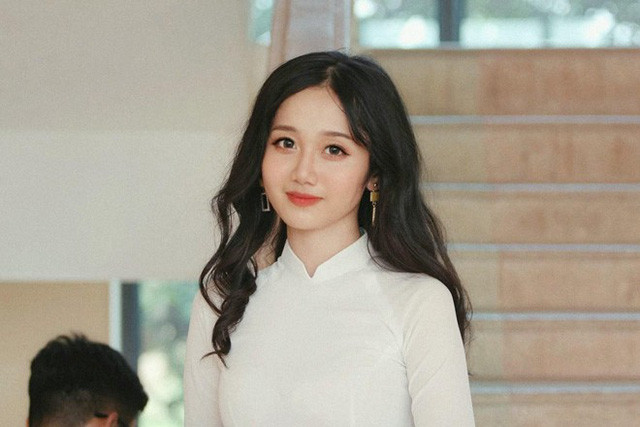 Nữ sinh 2K1 Lào Cai được dân mạng gọi là hot girl ảnh thẻ - Ảnh 2.