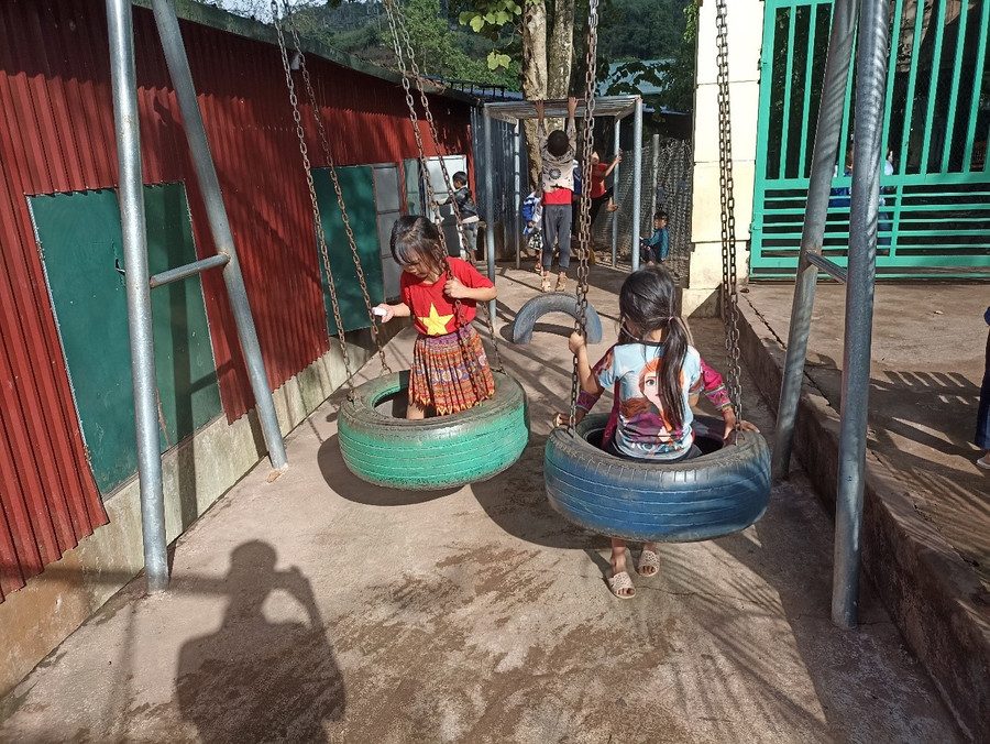 Nhiều điểm trường lẻ còn thiếu cơ sở vật chất.