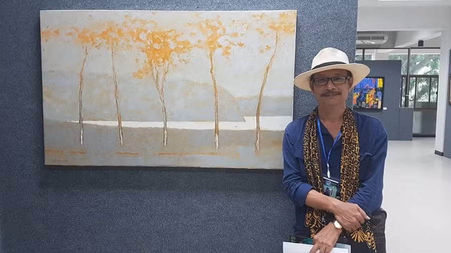 Họa sĩ Đặng Tiến.