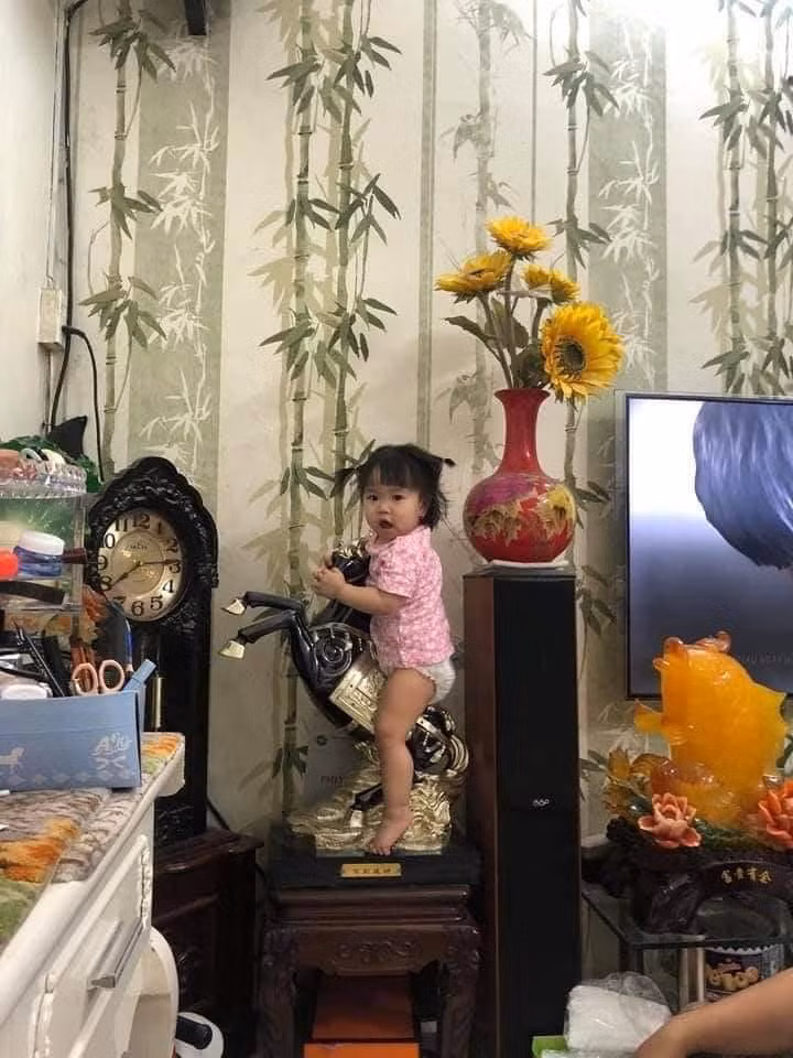 Con gái “rượu”