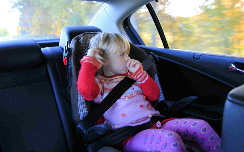 Sử dụng ghế ô tô phù hợp cho con có thể giảm 70% nguy cơ thương tích. (Ảnh: ITN). Sử dụng ghế ô tô phù hợp cho con có thể giảm 70% nguy cơ thương tích. (Ảnh: ITN).