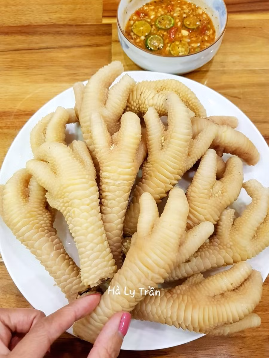 Cách pha nước chấm chân gà luộc ngon “thần thánh” ảnh 1