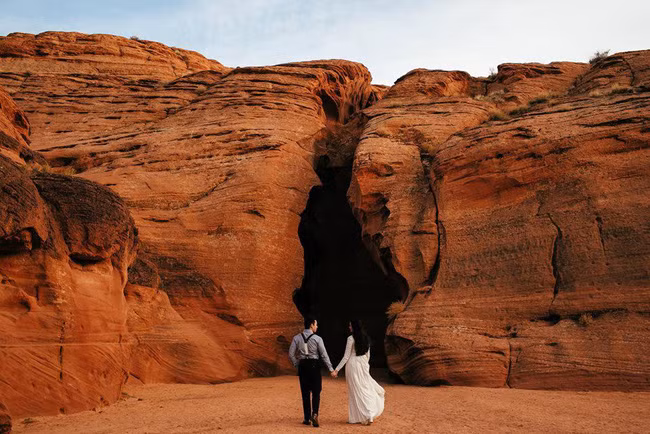 Choáng toàn tập với loạt kỳ quan nước Mỹ trong bộ ảnh cưới của cựu hoa khôi Du học sinh Việt - Ảnh 1.