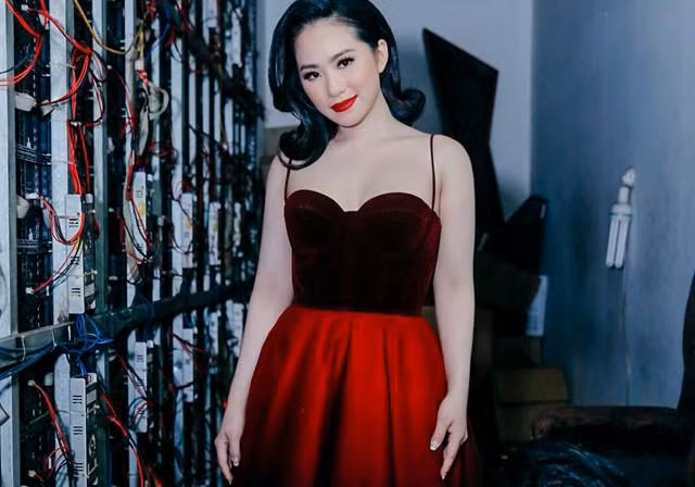 Lương Bích Hữu xuất hiện với khuôn mặt khác lạ sau thời gian ở ẩn