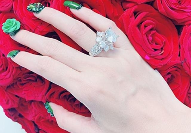 Mỹ nhân Việt được tặng nhẫn kim cương: Nhẫn ai “khủng” nhất?
