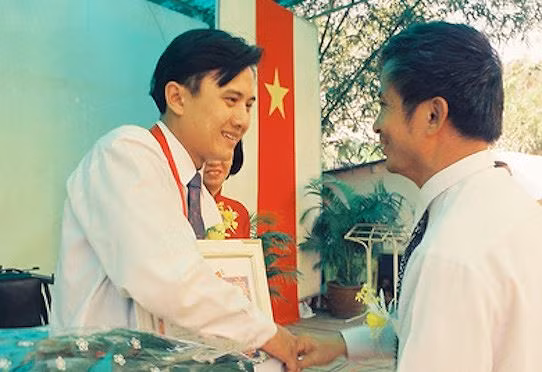 NSND Hồng Vân kể trong mơ, Lê Công Tuấn Anh đã từng kéo chị đi... - ảnh 4