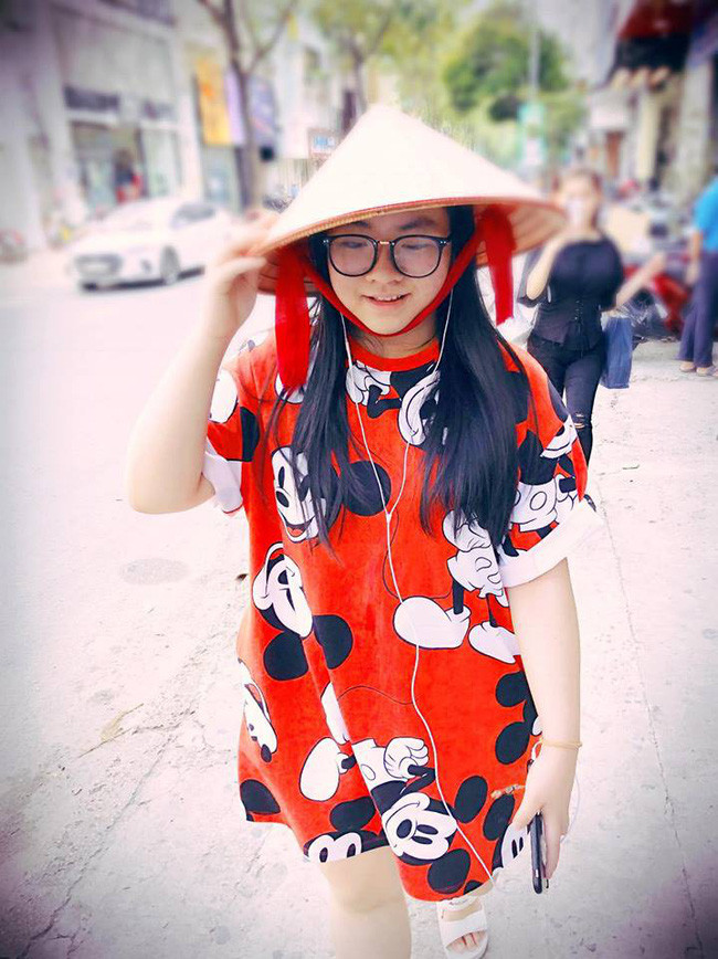 17 năm làm mẹ đơn thân trong điều tiếng, Hiền Thục làm công chúng rơi nước mắt với bức thư gửi con - Ảnh 3. 17 năm làm mẹ đơn thân trong điều tiếng, Hiền Thục làm công chúng rơi nước mắt với bức thư gửi con - Ảnh 3.