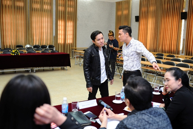 Thiếu gia Phan Hải của Người phán xử "thử sức" đàn em. Thiếu gia Phan Hải của Người phán xử "thử sức" đàn em.