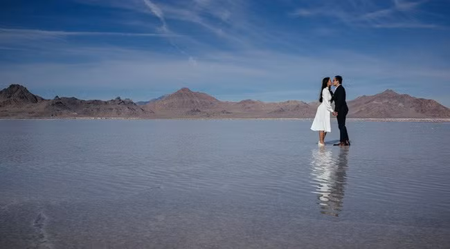 Choáng toàn tập với loạt kỳ quan nước Mỹ trong bộ ảnh cưới của cựu hoa khôi Du học sinh Việt - Ảnh 4.