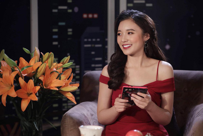 MC trẻ nhất tiết lộ thu nhập ở VTV - Ảnh 1. MC trẻ nhất tiết lộ thu nhập ở VTV - Ảnh 1.