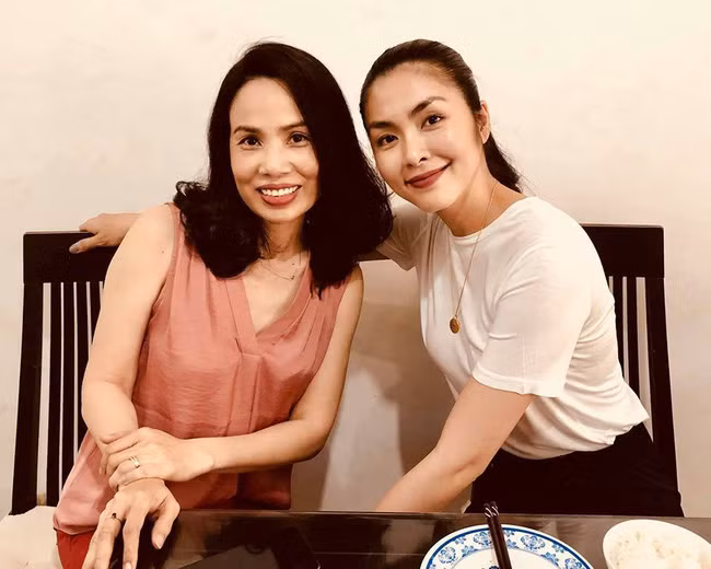 Vừa trở về từ Mỹ, Tăng Thanh Hà bị đạo diễn Vũ Ngọc Đãng vô tình tiết lộ điều bất ngờ này - Ảnh 1.