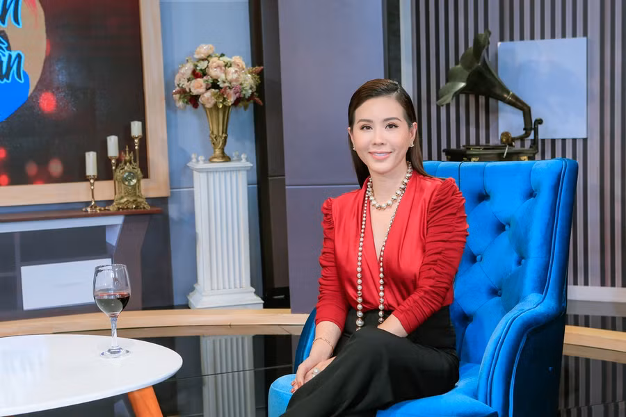 Hoa hậu Thu Hoài tiết lộ lý do chưa từng kết hôn dù có 3 con và 4 mối tình