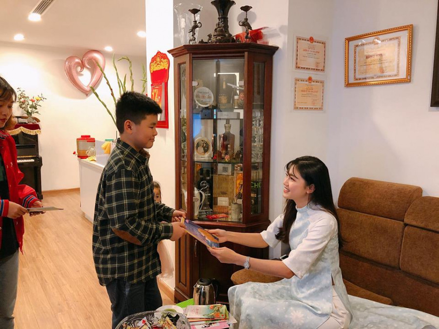 Căn nhà "quyến rũ" có 2 chị em cùng là Á hậu ảnh 3 Empty