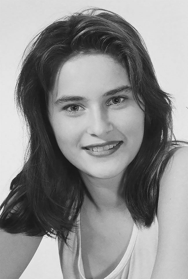 Loạt ảnh tuổi 16 trăng tròn mơn mởn của Đệ nhất phu nhân Mỹ Melania Trump - ảnh 3