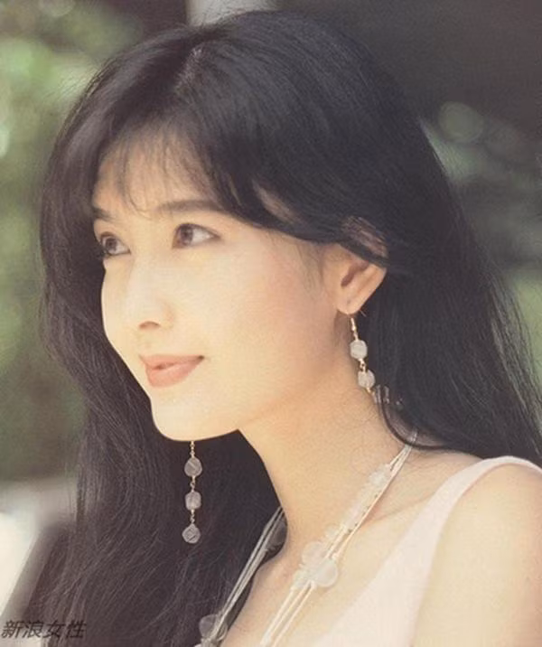 ngoc nu si tinh nhat hong kong "5 lan 7 luot" tha thu cho chong, u60 van chua co con - 3