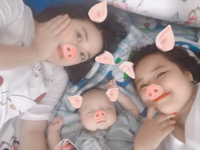 Dân mạng tự hào khoe ảnh gia đình toàn chị em gái: Nhà có nhiều nàng tiên phiên bản đời thực đây chứ đâu - Ảnh 18. Dân mạng tự hào khoe ảnh gia đình toàn chị em gái: Nhà có nhiều nàng tiên phiên bản đời thực đây chứ đâu - Ảnh 18.