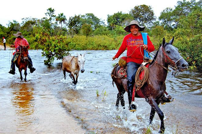 Chiêm ngưỡng vẻ đẹp kỳ bí của “dòng sông lạc khỏi thiên đường” ảnh 14 chiem nguong ve dep ky bi cua “dong song lac khoi thien duong” - 15