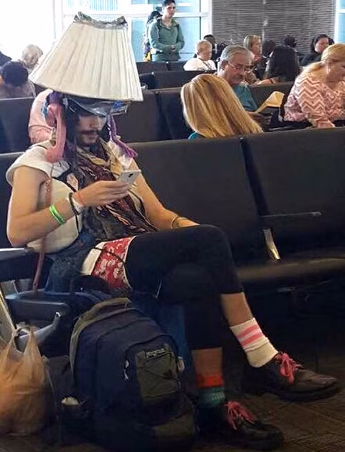 Tuy không đẹp nhưng anh rất độc.