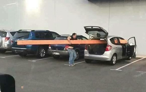 Biết vậy mua xe to hơn tí được rồi.