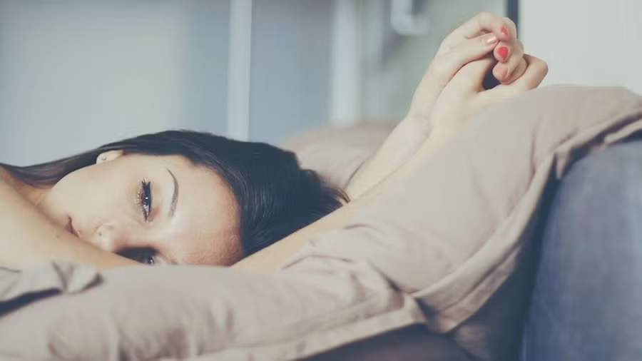 Được mẹ dẫn đi xem mắt bạn trai du học về, vừa bước vào tôi choáng váng phải bỏ chạy