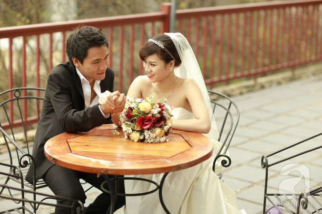 Có muốn khi chết có tên trong... gia phả nhà tao không? - Lời cầu hôn bá đạo của cậu bạn thanh mai trúc mã - Ảnh 4. Có muốn khi chết có tên trong... gia phả nhà tao không? - Lời cầu hôn bá đạo của cậu bạn thanh mai trúc mã - Ảnh 4.