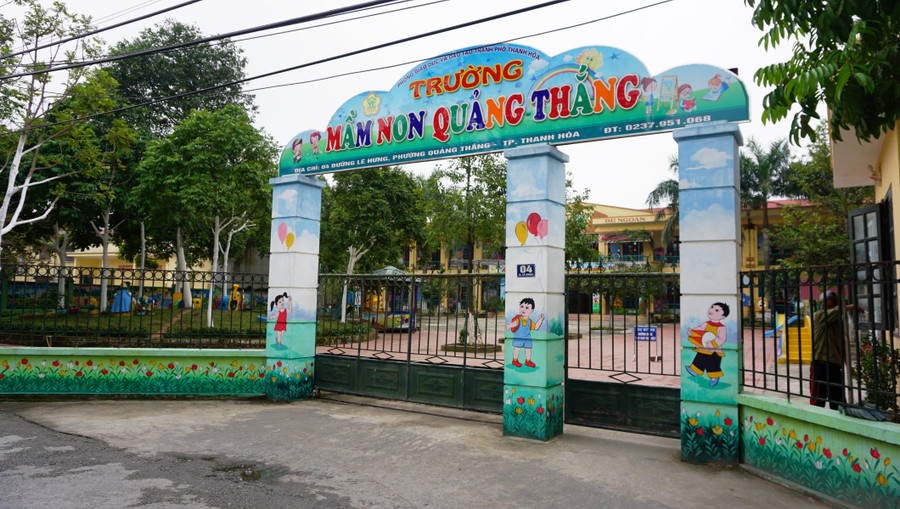 Hiệu trưởng Trường Mầm non Quảng Thắng (TP Thanh Hóa) bị cách chức vì lạm thu. Ảnh: T.G Hiệu trưởng Trường Mầm non Quảng Thắng (TP Thanh Hóa) bị cách chức vì lạm thu. Ảnh: T.G
