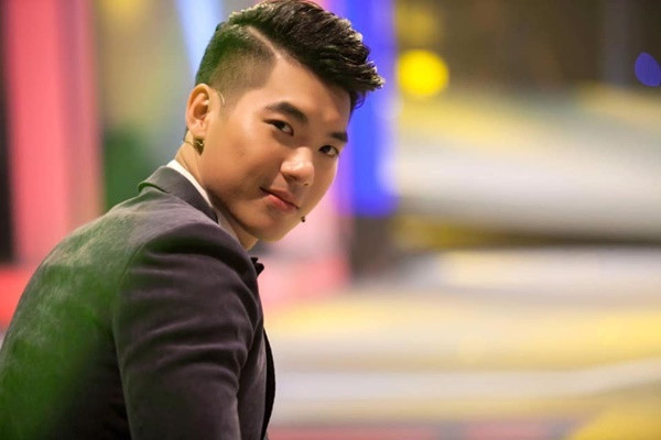 Người mẫu 28 tuổi bỏ Sài Gòn ra Hà Nội làm chồng nữ đại gia U50 giờ ra sao? ảnh 2 Sao nam 28 tuổi bỏ Sài Gòn ra Hà Nội làm chồng nữ đại gia U50 giờ ra sao?