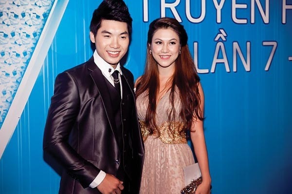 Người mẫu 28 tuổi bỏ Sài Gòn ra Hà Nội làm chồng nữ đại gia U50 giờ ra sao? ảnh 4 Sao nam 28 tuổi bỏ Sài Gòn ra Hà Nội làm chồng nữ đại gia U50 giờ ra sao?