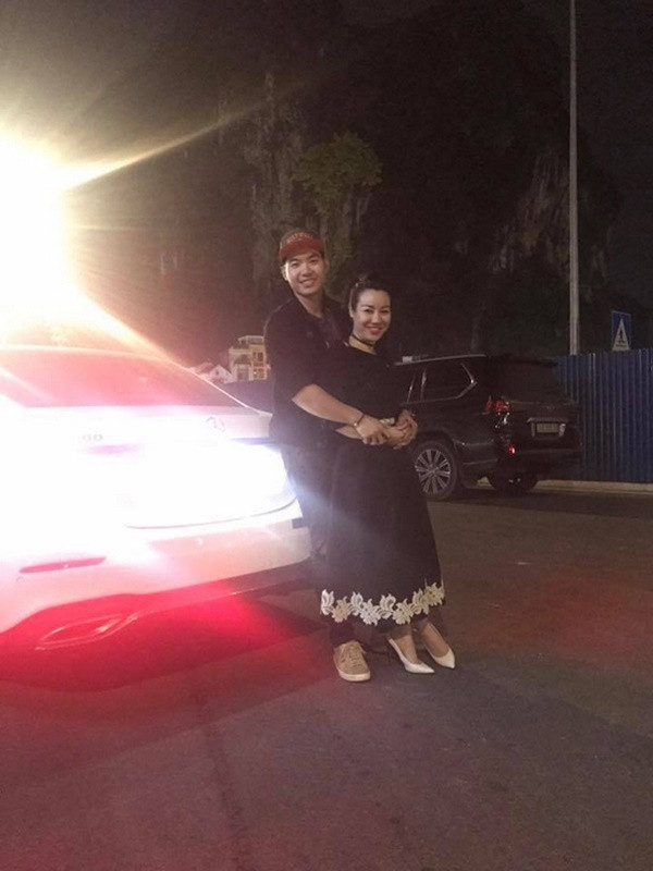 Người mẫu 28 tuổi bỏ Sài Gòn ra Hà Nội làm chồng nữ đại gia U50 giờ ra sao? ảnh 14 Sao nam 28 tuổi bỏ Sài Gòn ra Hà Nội làm chồng nữ đại gia U50 giờ ra sao?