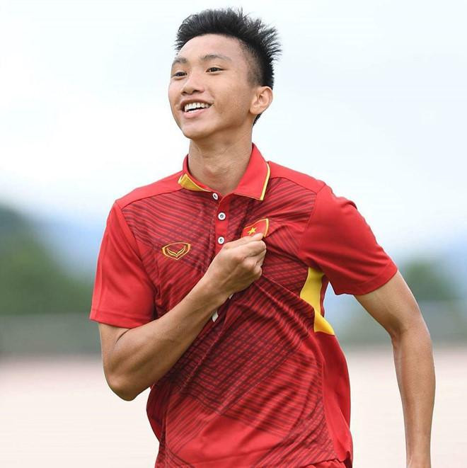 Cứ về Thái Bình, Văn Hậu lại nhắn mẹ nấu 2 món ăn này ảnh 1 Cứ về Thái Bình, Văn Hậu lại nhắn mẹ nấu 2 món ăn này ảnh 1