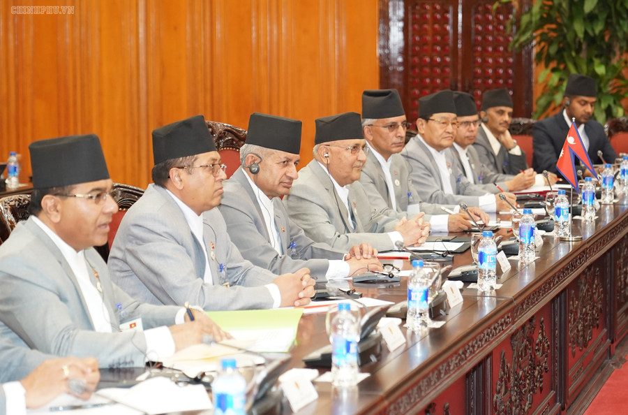 Thủ tướng Nguyễn Xuân Phúc đón, hội đàm với Thủ tướng Nepal ảnh 7