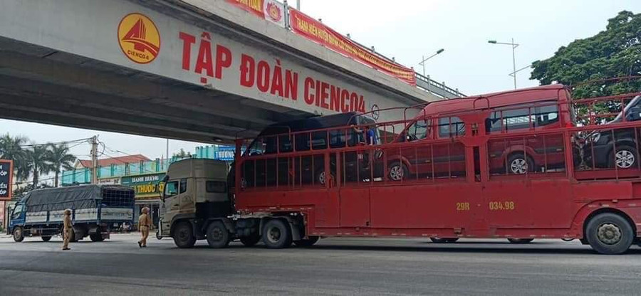 Xe cao hay cầu thấp?